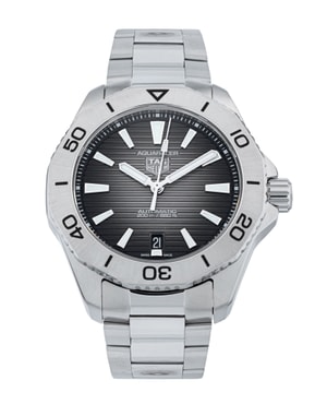 Browse our selection of automatic watches from prestigious brands such as Blancpain, Bell & Ross, Breitling and Rolex.